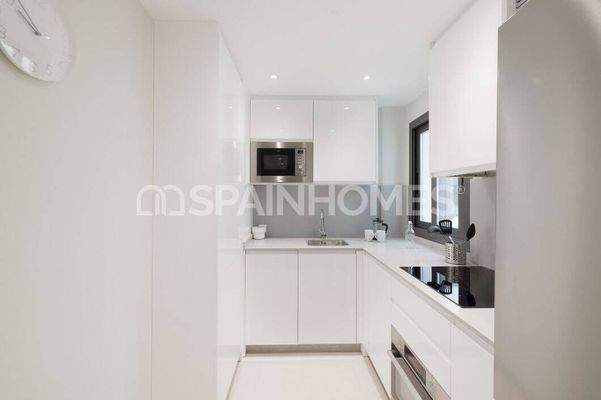 Apartments in a Complex with Swimming Pool in Vélez-Málaga