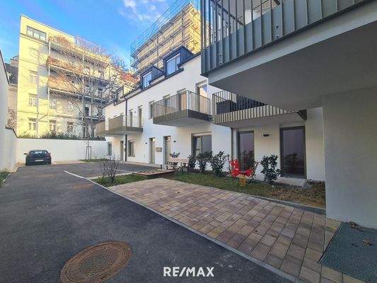 Innenhof mit Kinderspielplatz