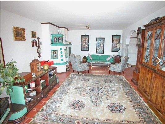 Wohnbereich mit Kachelofen 