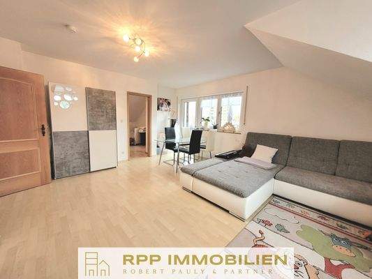 Wohnzimmer Wohnung DG