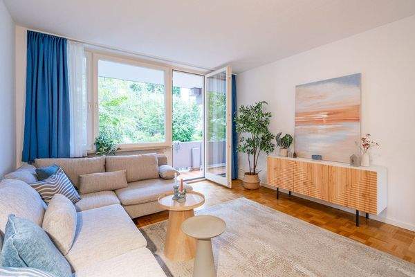 Gemütlich geschnittenes Wohnzimmer