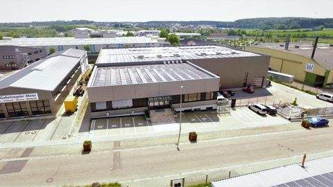 Denkendorf Halle, Denkendorf Hallenfläche