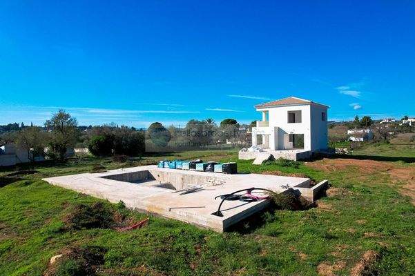 86fc126486f4464c8407a1f45628a7b6-original