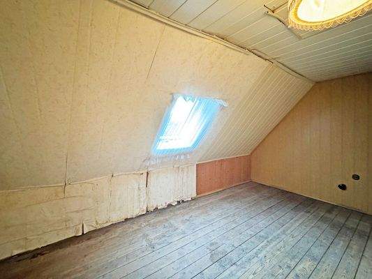 Wohnraumähnlich ausgebaute Nutzfläche DG