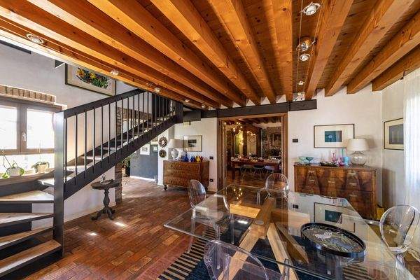 Villa in Udine, Viale Venezia