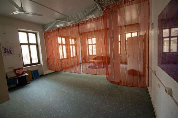 1. OG großer Raum Bild 4