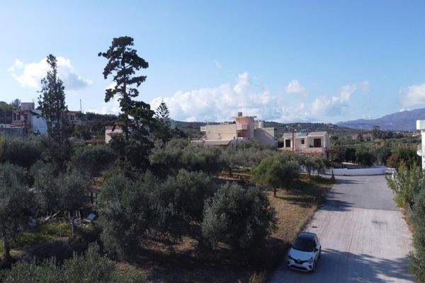 Kreta, Maleme: Grundstück zu verkaufen - nur 5 Minuten zum Sandstrand