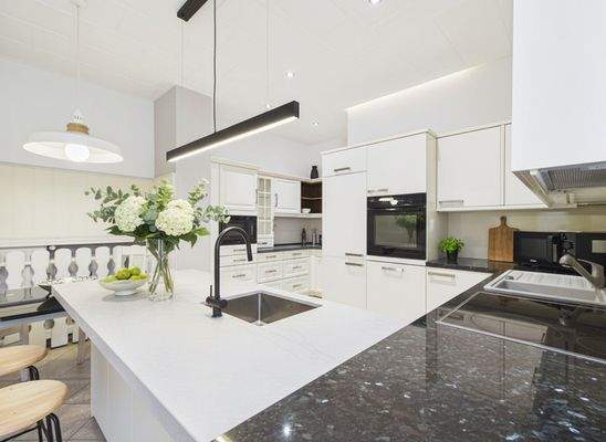 EG Genusswerkstatt KI möbliert