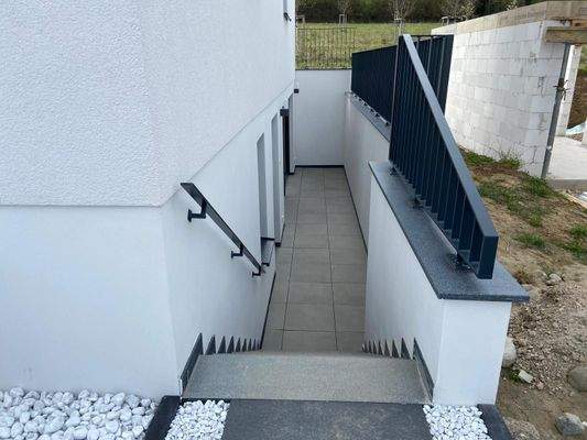 Eingang Souterrainwohnung