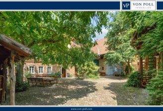 gemütlicher Innenhof