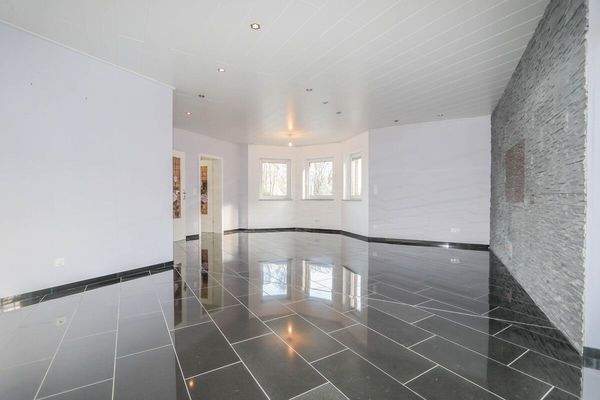 Der Wohn-/Essbereich im EG