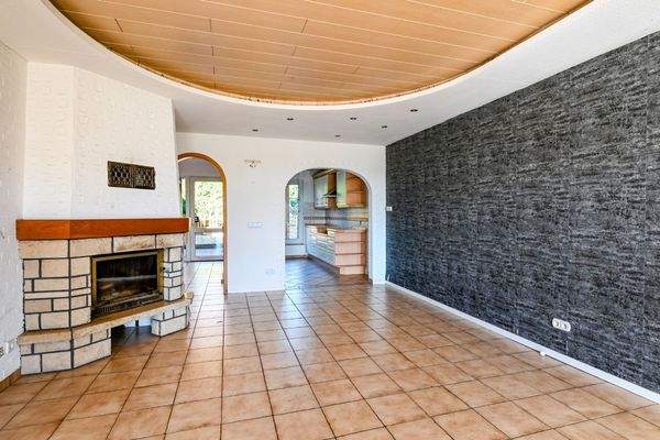 die Kaminecke im Wohnzimmer