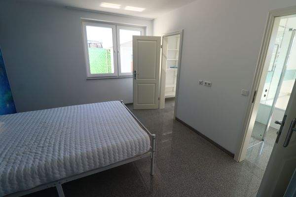 Schlafzimmer EG1.JPG