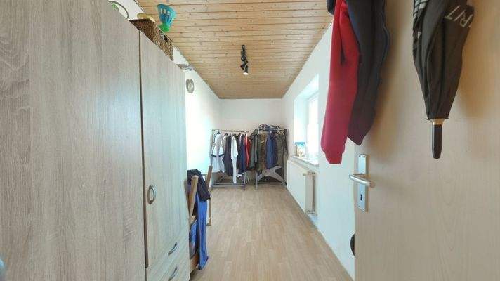 Gäste-/Arbeitszimmer