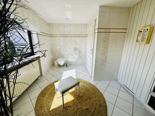 Tageslichtbad Erdgeschoss