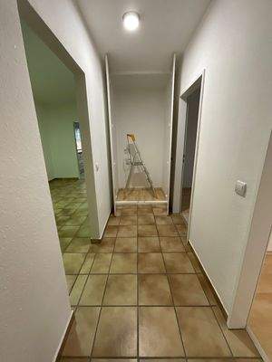 Zweiter Flur mit Abstellkammer