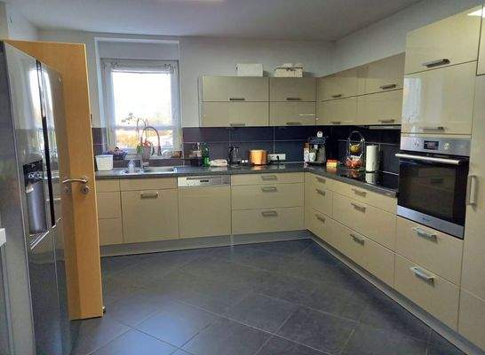 hochwertige Einbauküche