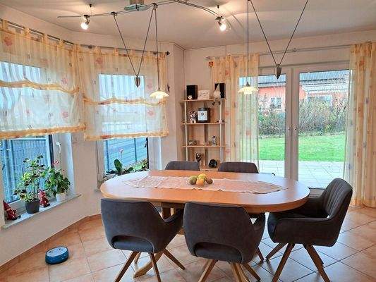 EG - Esszimmer, von Küche komm