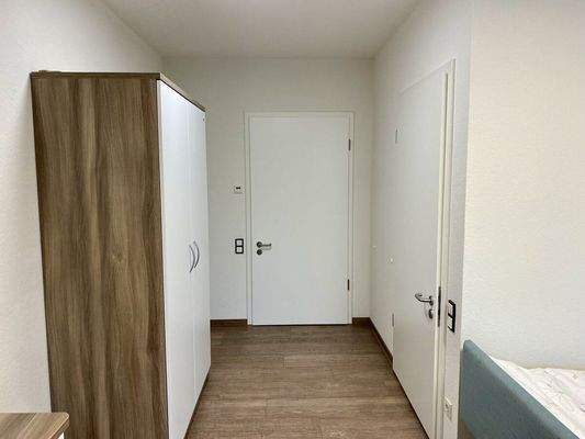 15. Whg 2, Hauptgebäude, 1-Zimmer, Flur, Eingang