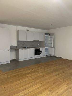 Moderne Küche mit Parkett