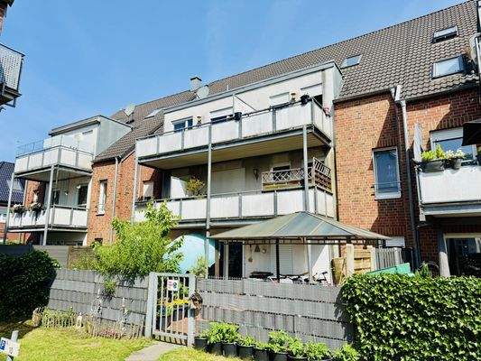 Rückansicht / Balkone