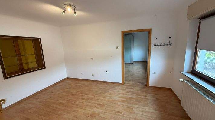 Schlafzimmer / Büro EG