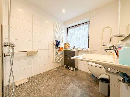 Badezimmer Erdgeschoss