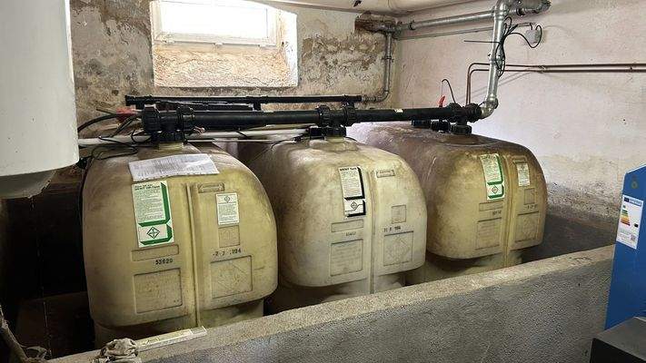 Öl-Tanklager im Keller