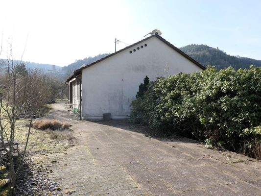 umlaufende Terrassen