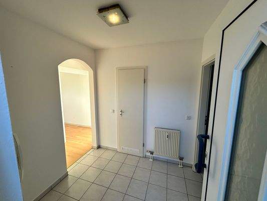 E 709 Diele Ansicht 2.jpeg