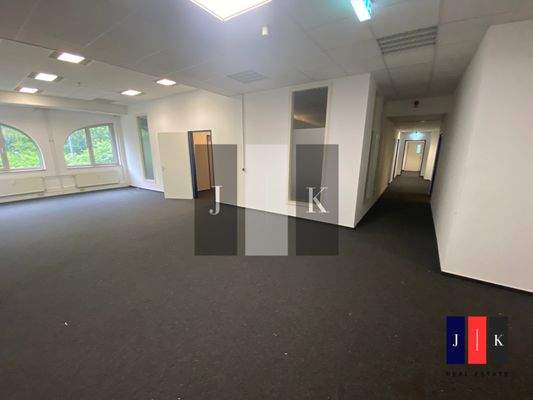 Büro Innenansicht 1