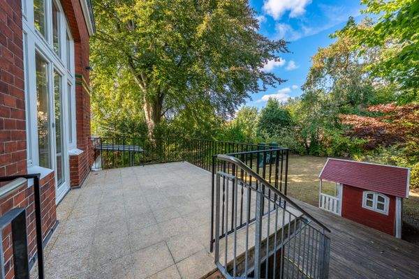 DI - Forbes Global Properties