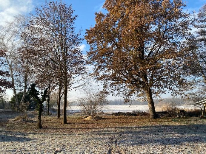 Leben in naturschöner Umgebung! Zwei Einfamilienhäuser, Pool und Sauna auf 1.150m² Grundstück