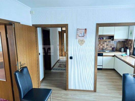 Esszimmer / Flur / Küche