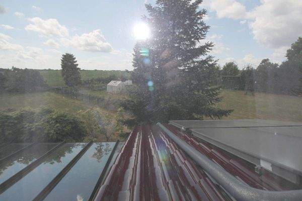 Fensterblick aus Erker OG in Garten u. angrenzendes Feld