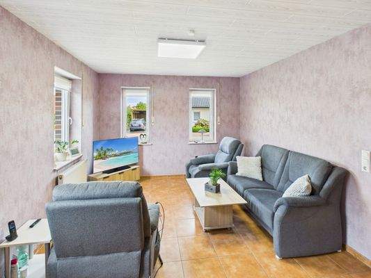 CAM03784G0-PR0088-STILL019