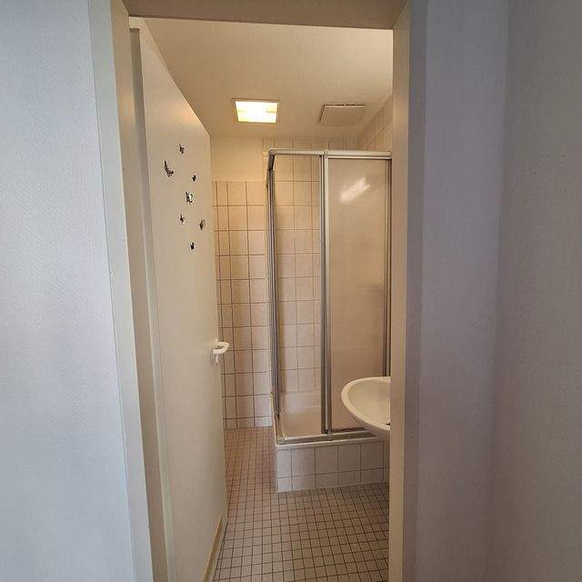 Schöne helle 2 Zimmer- Wohnung mitten im Zentrum Jenas - Photo 5