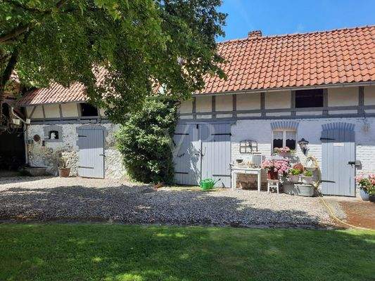 Ansicht mit Innenhof und Westseite