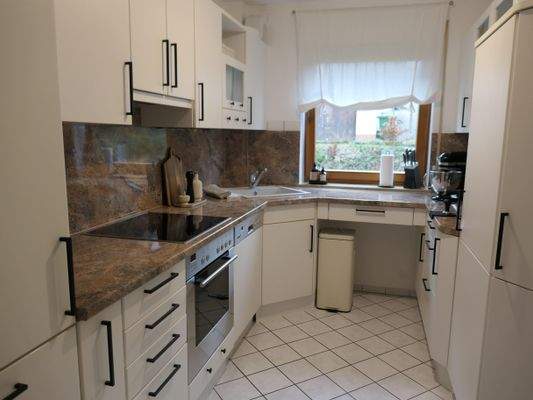 Küche inkl. Einbauküche