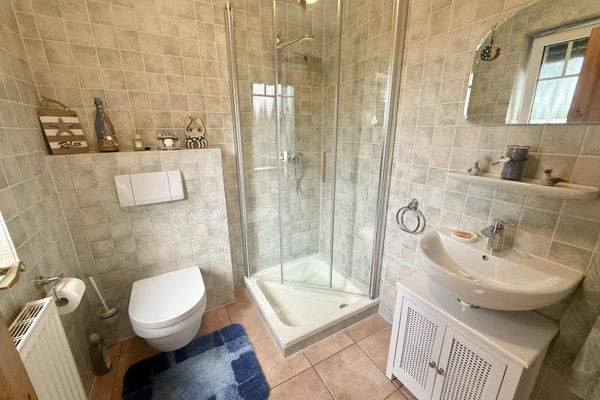 Gäste-Bad im Erdgeschoss