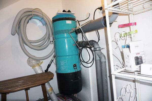 Zentrale Staubsaugeranlage