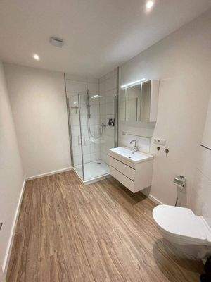 Ansicht 1 Badezimmer