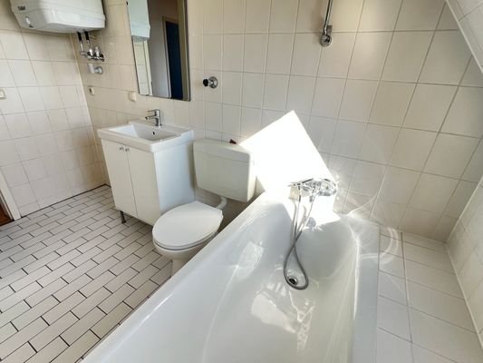 Badezimmer 2