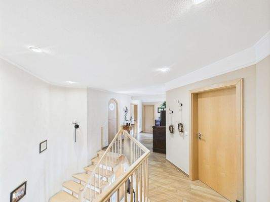 CAM03784G0-PR0075-STILL037