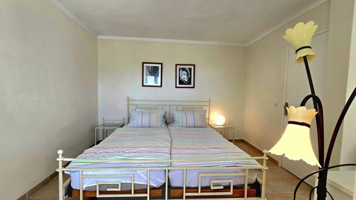 room-15883-gw6fz.jpg