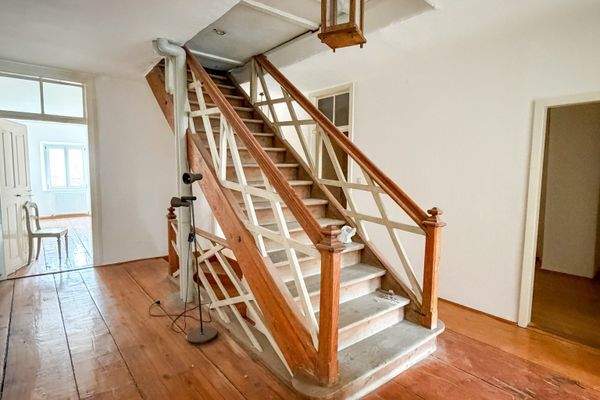 Treppenhaus 3. OG mit Aufgang zum Dachboden