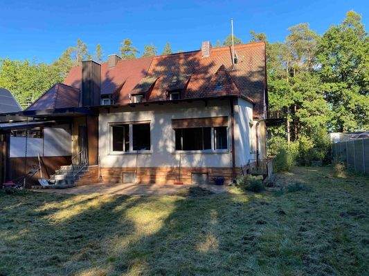 Gartenseite Blick von West