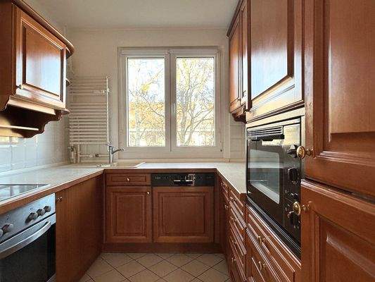 Küche inkl. Einbauten