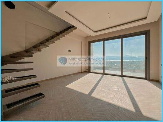 8ac2c3b5c1b34987b213e1cb3b699eac-original