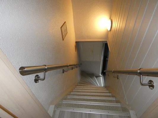 Treppenaufgang zur DG Wohnung